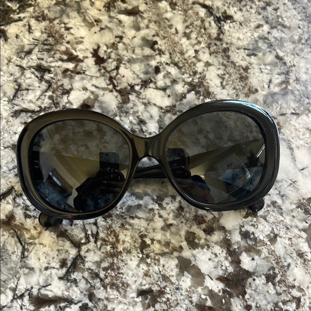 CHANEL Black Sunglasses Classic Aviator Style